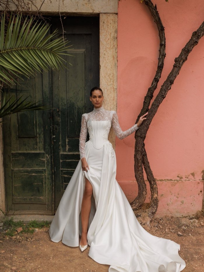 Rochie de mireasă Bijou din colecția Bridal Alchemy