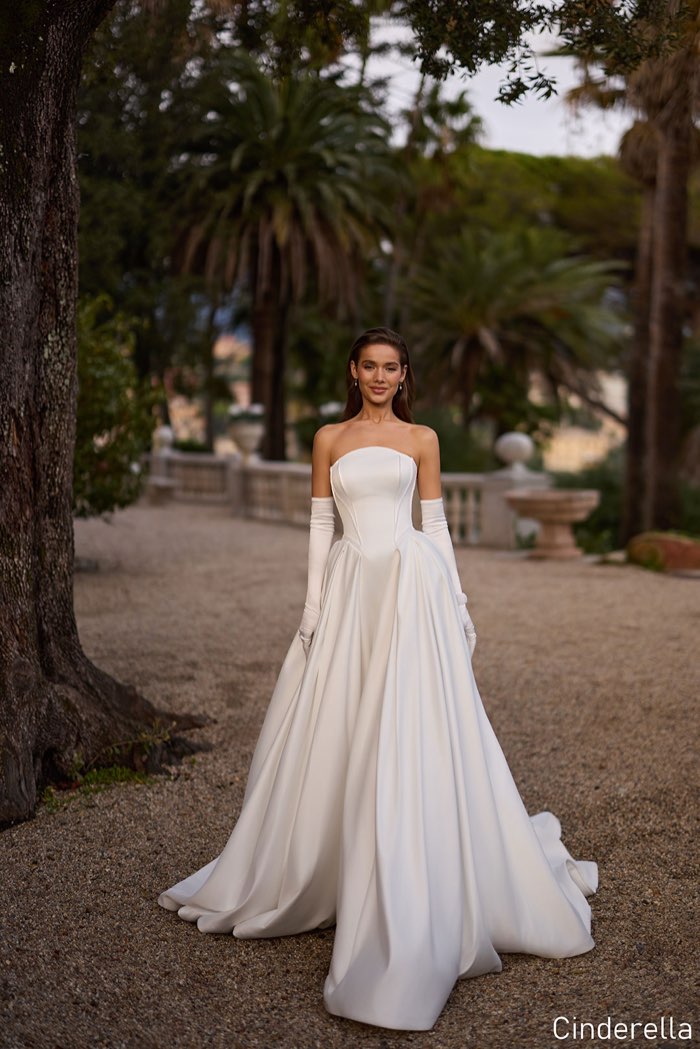 Rochie de mireasă Cinderella din colecția Graceful Perfection