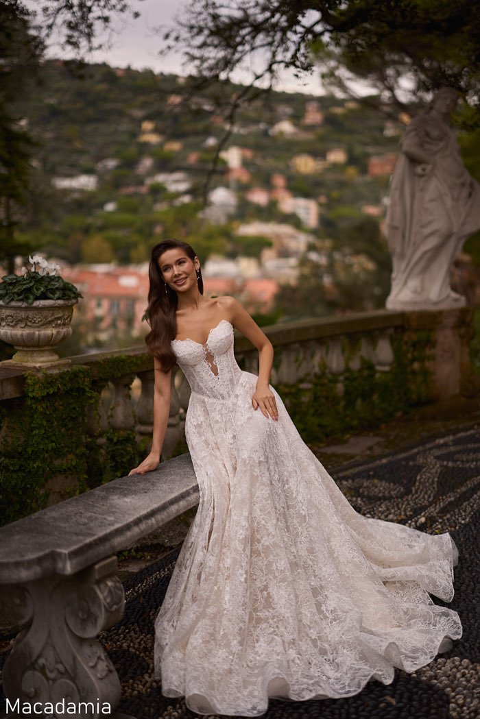 Rochie de mireasă Macadamia din colecția Graceful Perfection