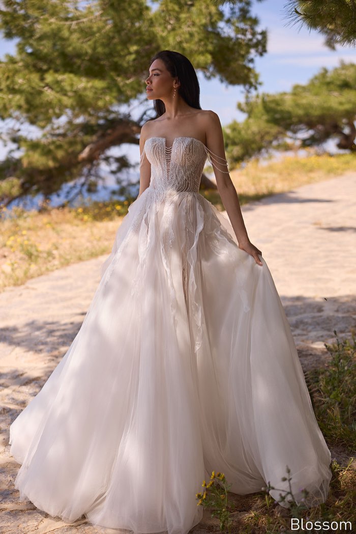 Rochie de mireasă Blossom din colecția Symphony of Grace