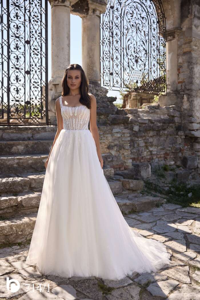 Rochie de mireasă Model 714 din colecția Antoinette Radelli