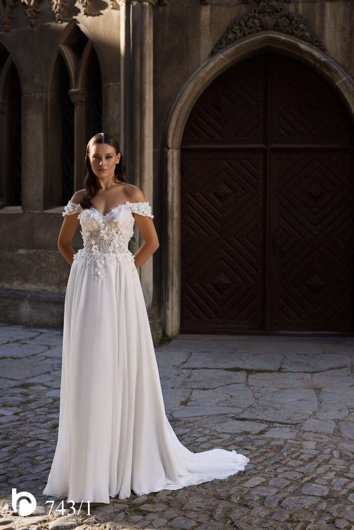 Rochie de mireasă Model 743 din colecția Antoinette Radelli