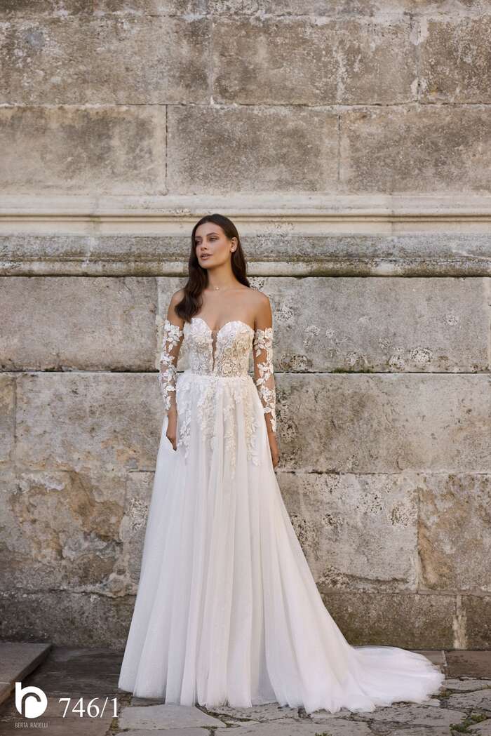Rochie de mireasă Model 746 din colecția Antoinette Radelli